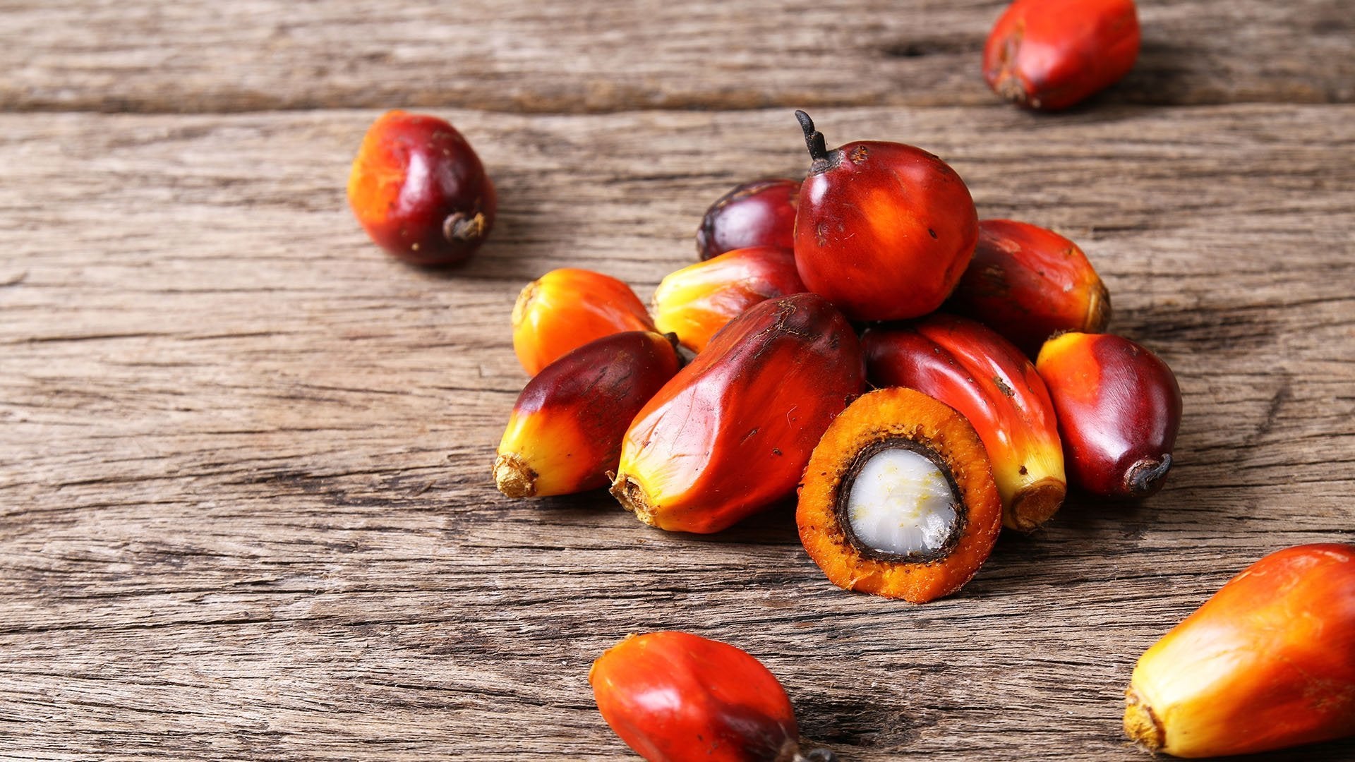 The Local Organic Palm  Oil 1 litre  ( 100% Organic & Natural  )